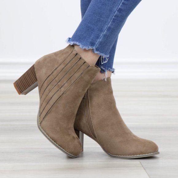 Faux Suede Bock Heel Ankle Bootie - Picture 6 of 13